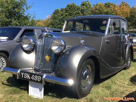 Triumph 1800 Town & Country Saloon 1949