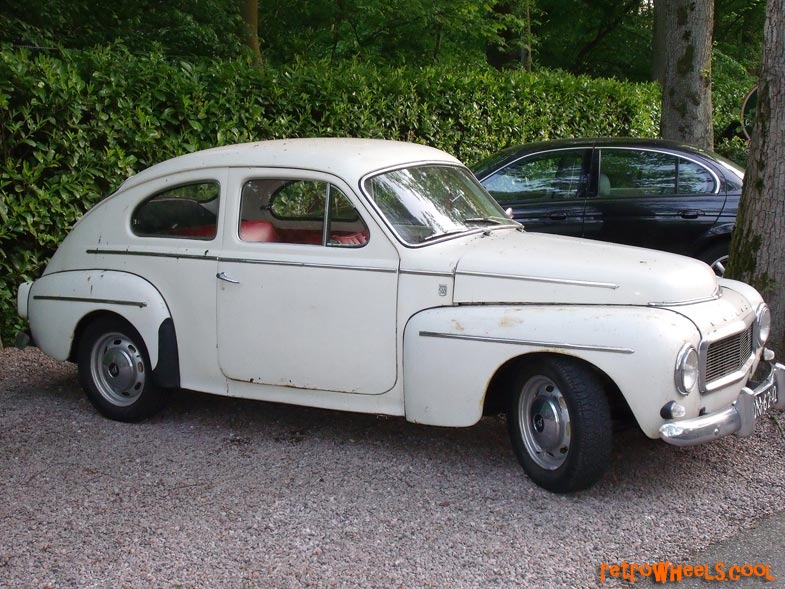 White Volvo PV544